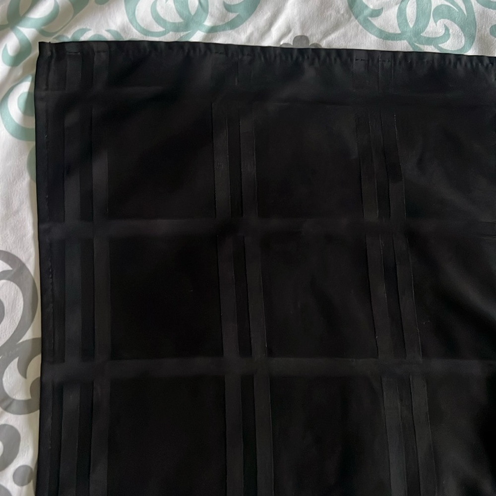 Black Origins 60x118 Black Microfiber Tablecloth